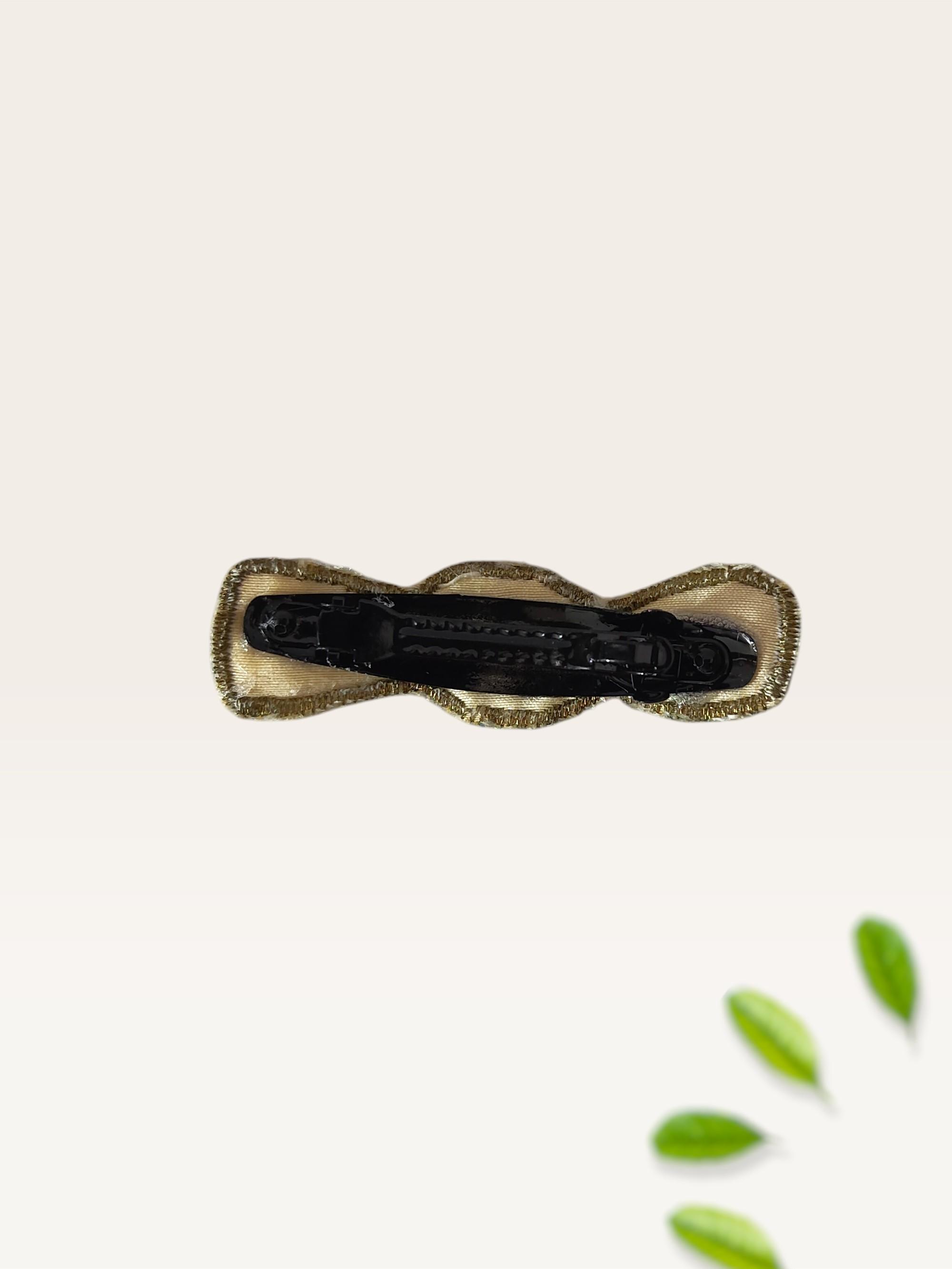 Beaded floral Barrette clip - Thumbnail 3