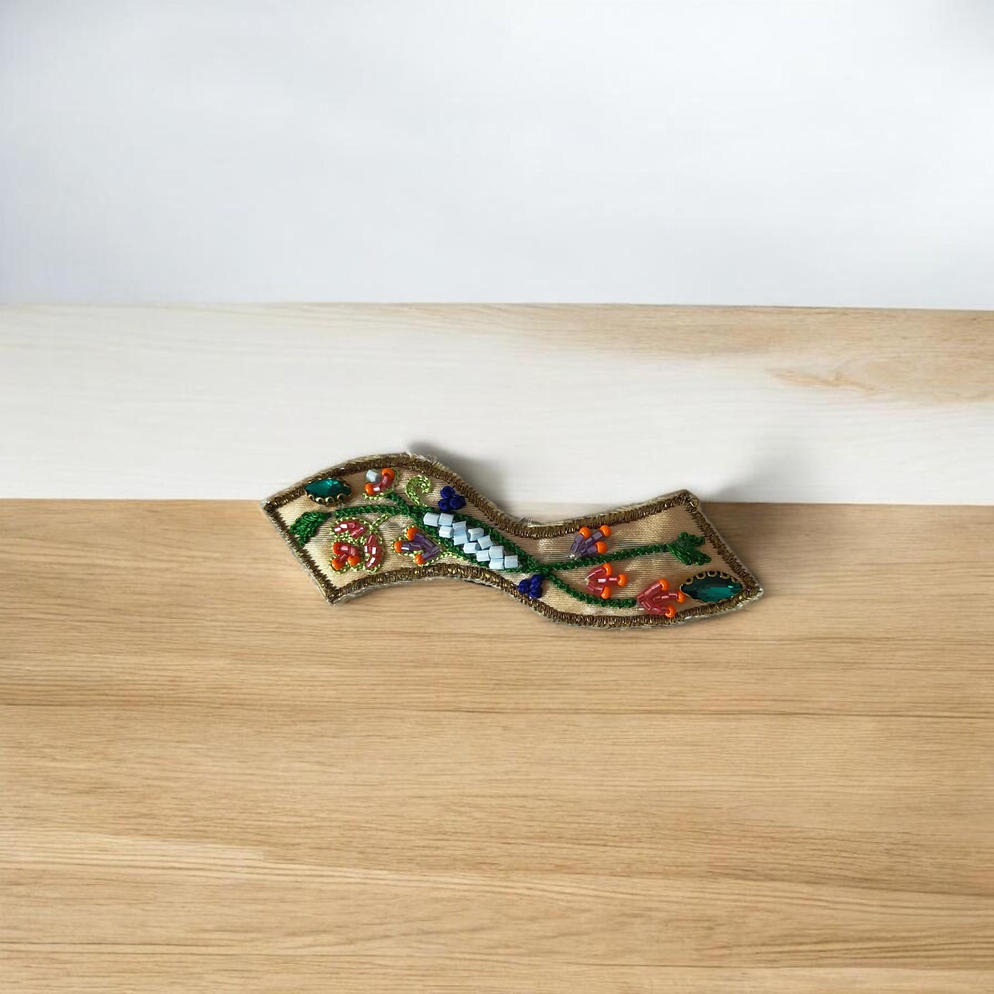 Wavy Vein barrette clip - Image 1